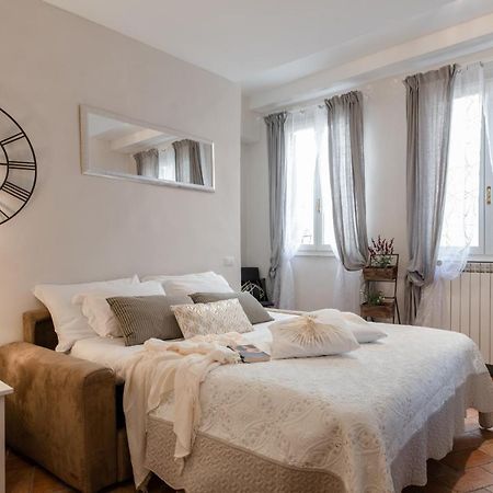 Toscanella - Flo Apartments ฟลอเรนซ์ ภายนอก รูปภาพ