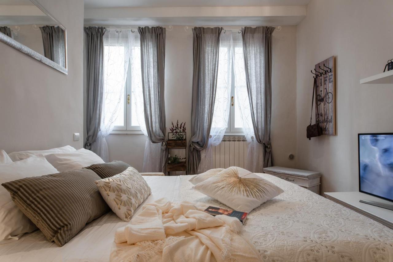 Toscanella - Flo Apartments ฟลอเรนซ์ ภายนอก รูปภาพ
