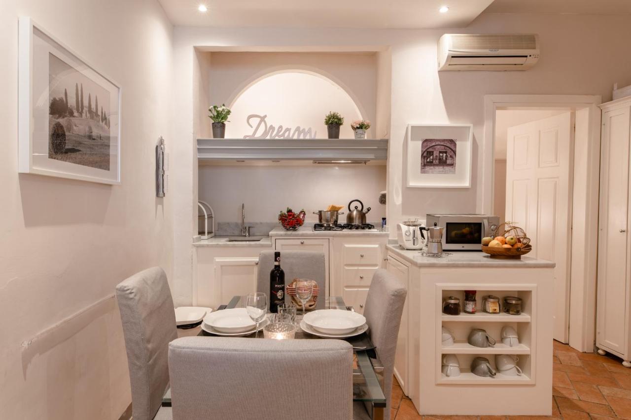 Toscanella - Flo Apartments ฟลอเรนซ์ ภายนอก รูปภาพ