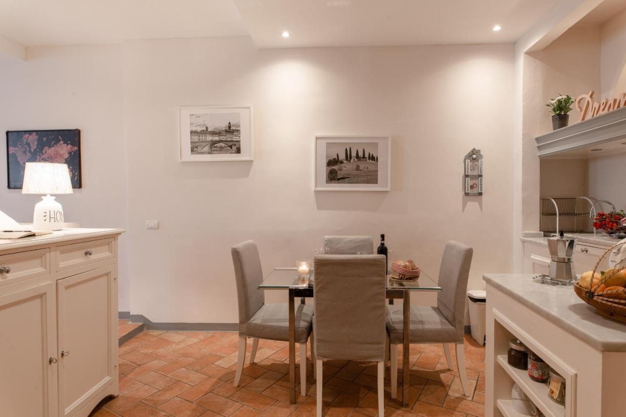 Toscanella - Flo Apartments ฟลอเรนซ์ ภายนอก รูปภาพ